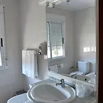 Maruxa Hotel *